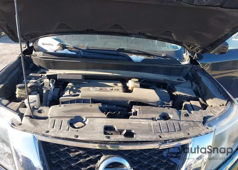 2016 Nissan Pathfinder Sl из США, поврежденный, VIN 5N1AR2MM2GC670334